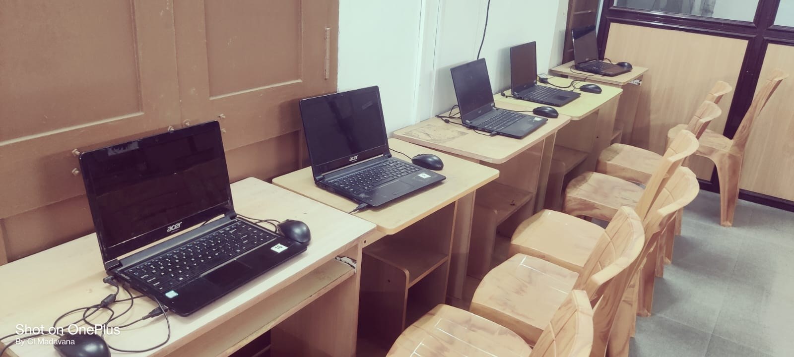 COMPUTER LAB
