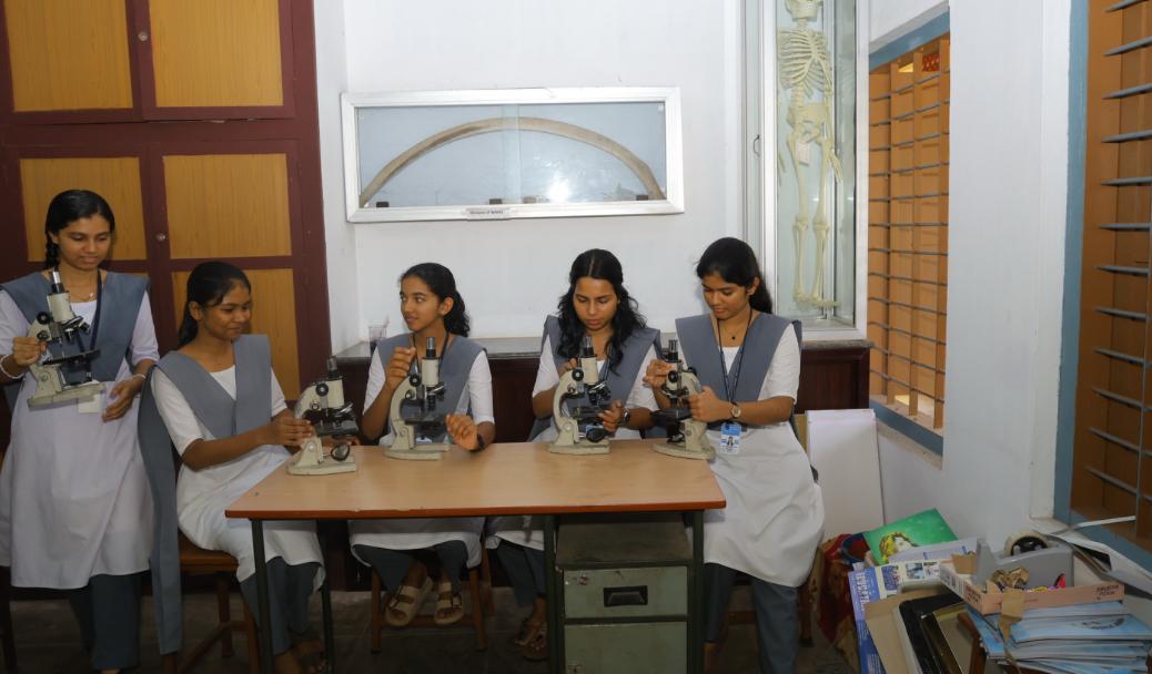 Zoology Lab